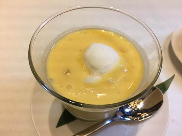 Shisen Hanten Chilled Mango Puree with Sago and Pomelo Topped with Sherbet
